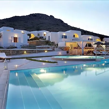 Mediterranean מלון Naxos City